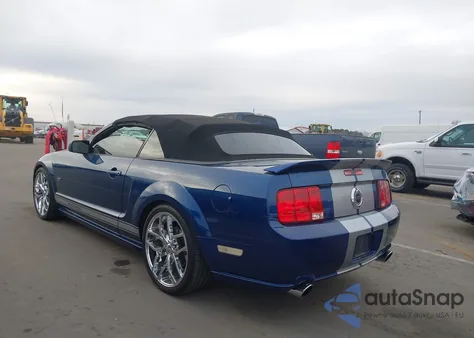 2007 Ford Mustang Gt Deluxe/Gt Premium z USA, uszkodzony, nr VIN 1ZVFT85H075314353